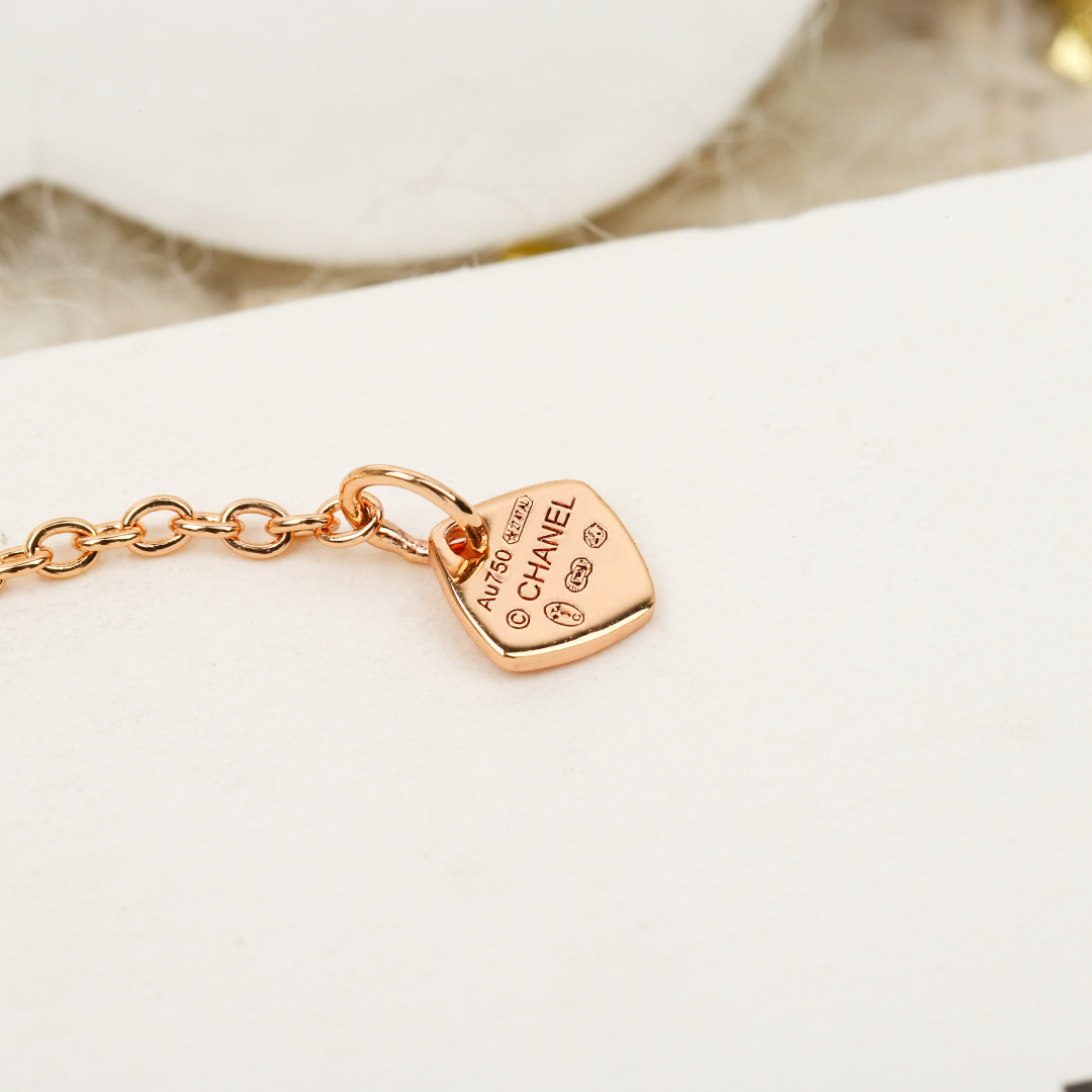 【】coco 水冰月项链 官网40 000+ 可以订制真金真钻，量大咨询客FuCoco Crush项链2