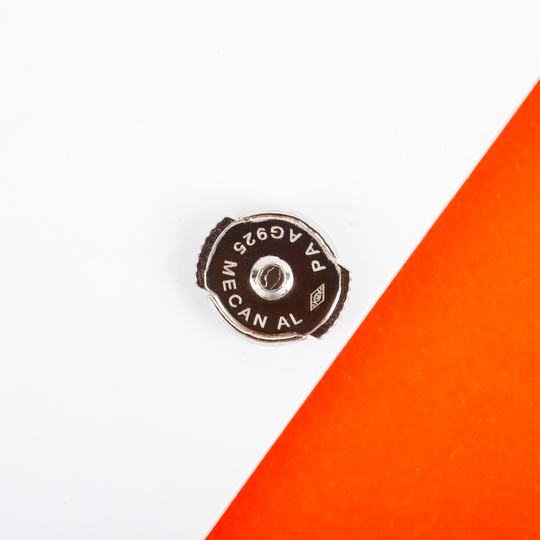 【】官网2950+认准唯一一家真正用珠宝类官网开发的，可订做真金版，价询客Fu❗️可爱 猪鼻子 耳钉材质