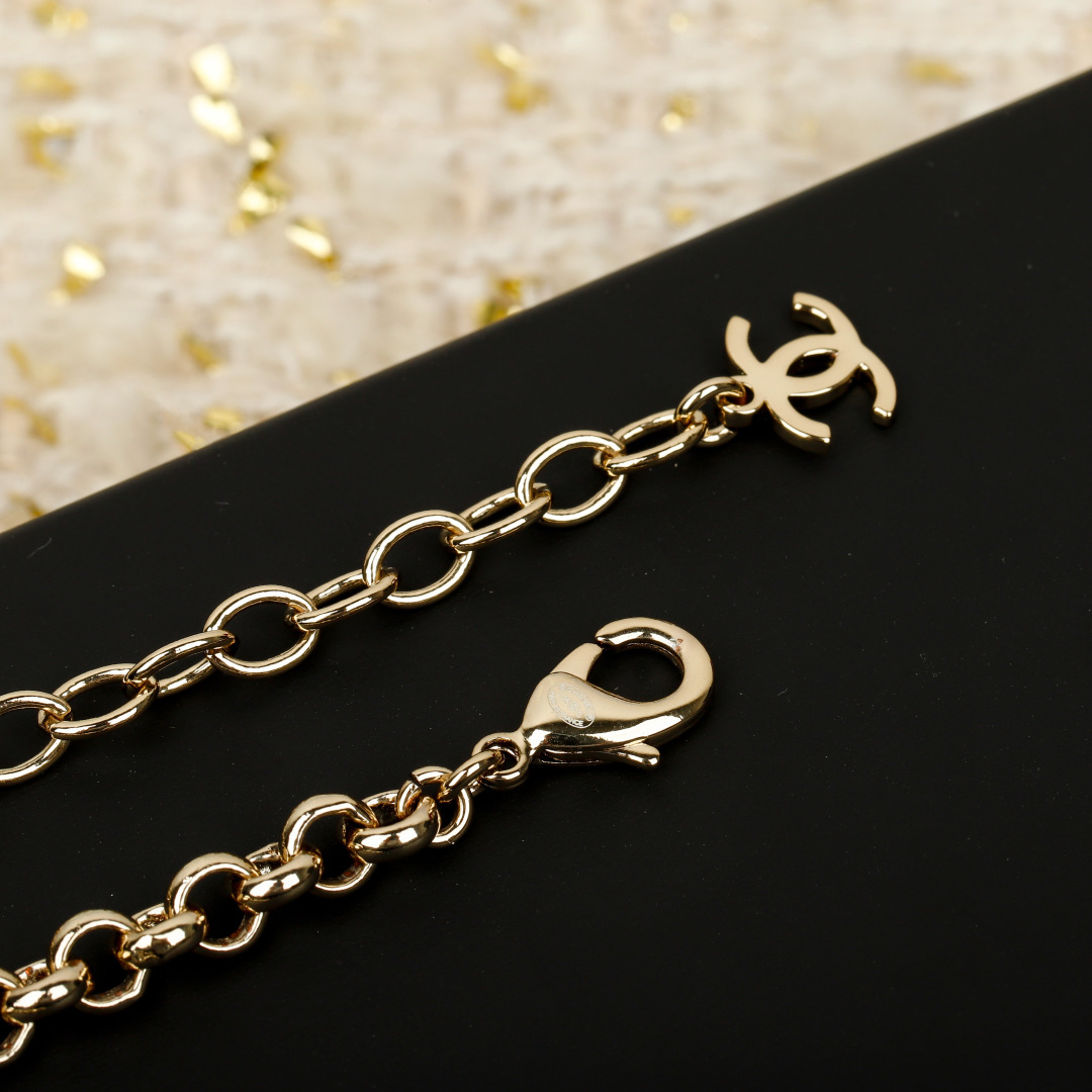 【】官网11500！量大咨询客Fu❗️【香 26C方块圆形choker字母项链】26C早春最新款，全网首