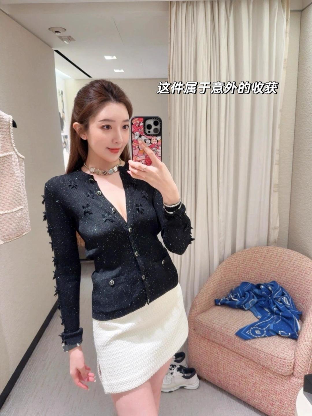 【】官网11500！量大咨询客Fu❗️【香 26C方块圆形choker字母项链】26C早春最新款，全网首