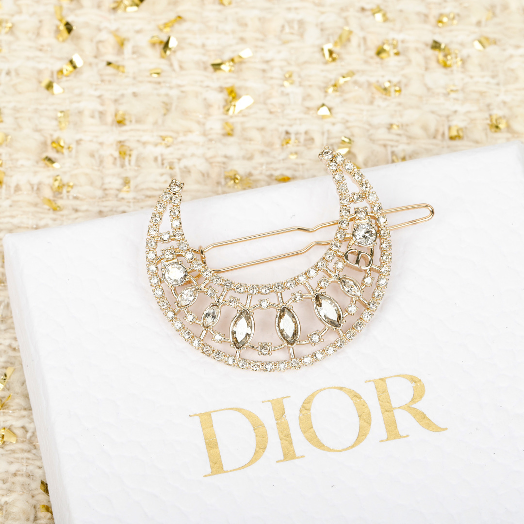 【】官网 5400！量大咨询客Fu❗️【D!or 月亮🌛发夹】一定要买系列。2026早春最新款绝美系列！