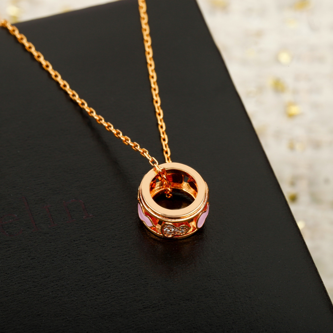 【】可订做18K真金真钻版，只做对版真金货，价询客FuWulu是Qeelin最具表代性的系列， 象征健康