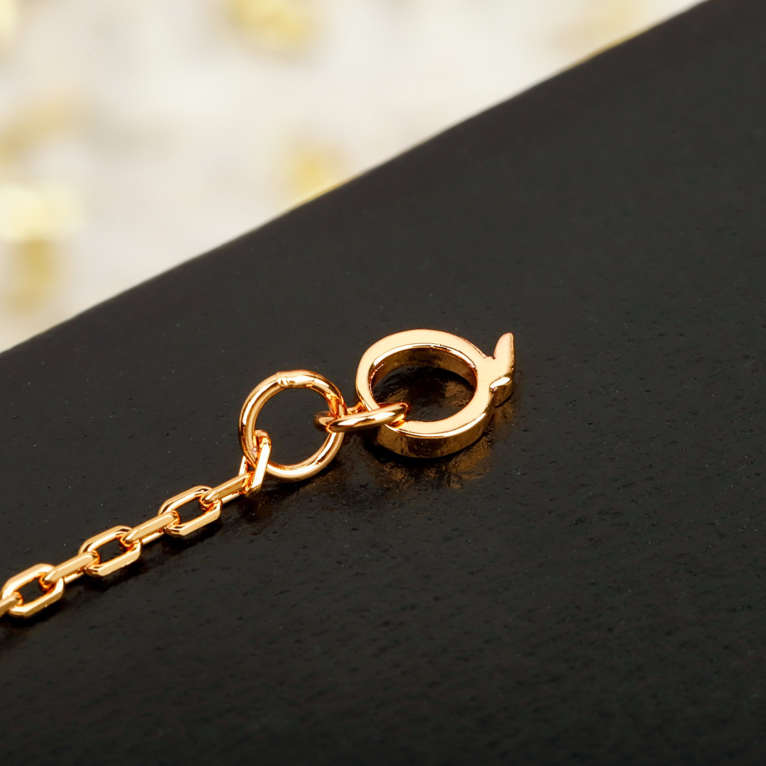 【】可订做18K真金真钻版，只做对版真金货，价询客FuWulu是Qeelin最具表代性的系列， 象征健康