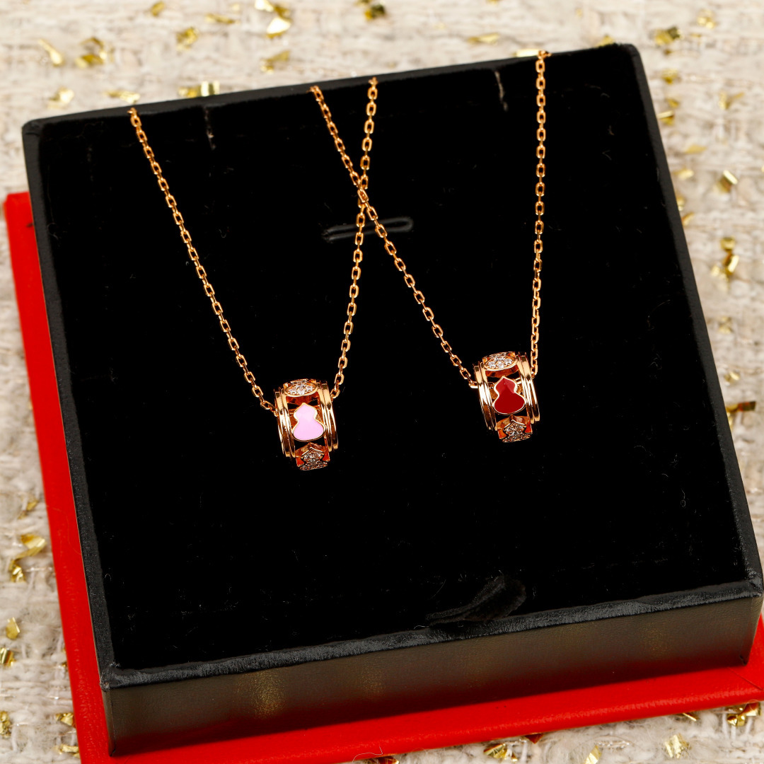 【】可订做18K真金真钻版，只做对版真金货，价询客FuWulu是Qeelin最具表代性的系列， 象征健康