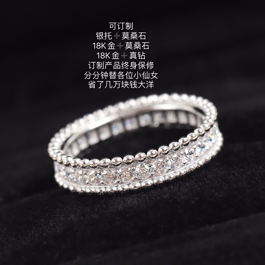 【代购级别】官网。33800，[得意]戴上它 去到官网 SA会夸你的戒指真好看，真正对珠宝类官网开发的，