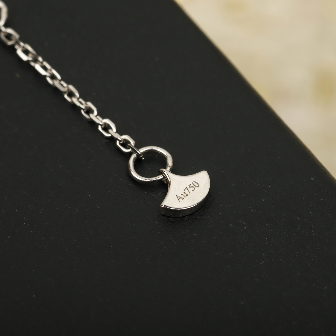 【】 幻影蝴蝶手链 ，可订做真金真钻，只做对版官网真金货，Pk市面各种金货❗️量大咨询客FuPrince