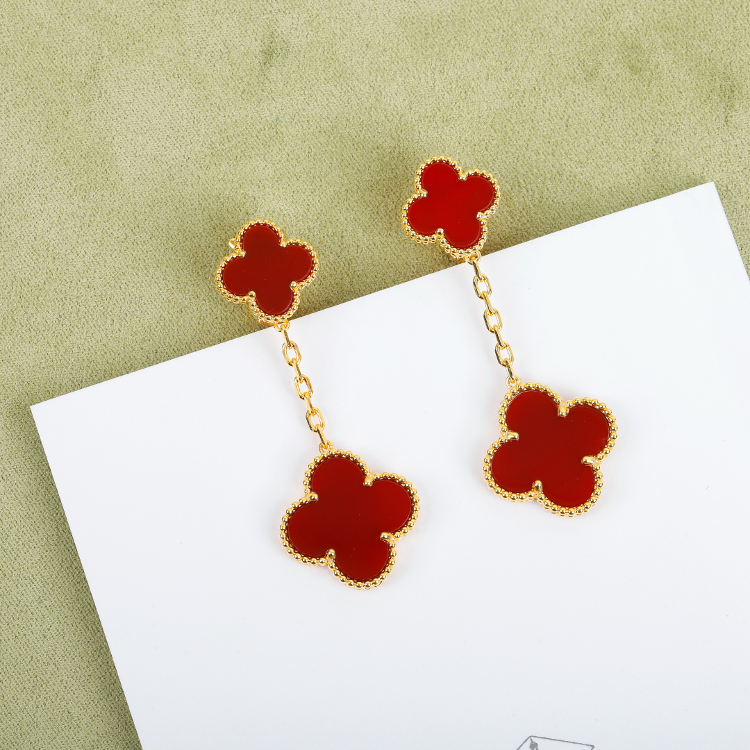 【】双花耳扣不带钻 官网。50000+ 认准唯一一家真正购入珠宝类官网开发的，可订做真金真钻，只做对版官