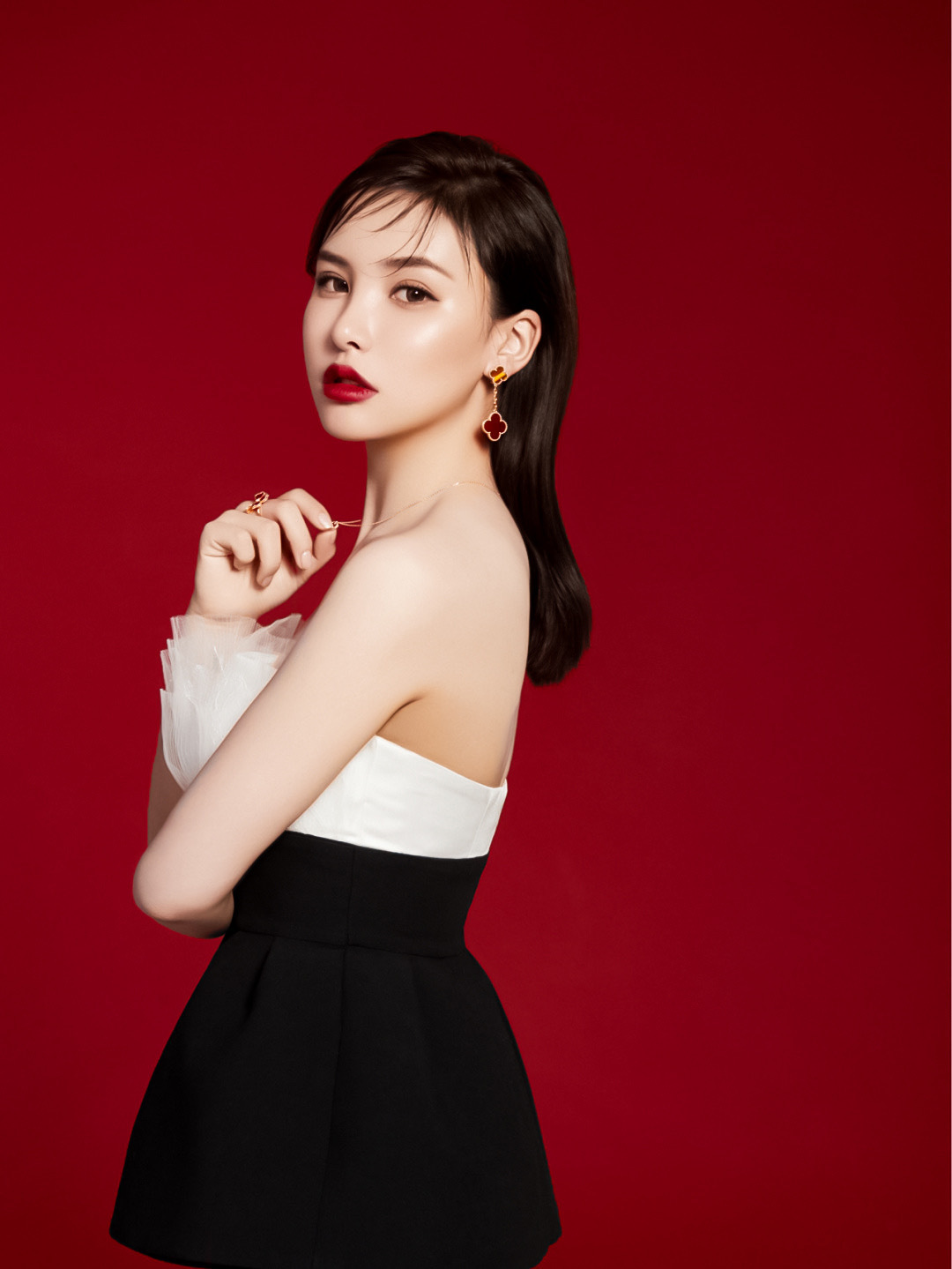 【】双花耳扣不带钻 官网。50000+ 认准唯一一家真正购入珠宝类官网开发的，可订做真金真钻，只做对版官