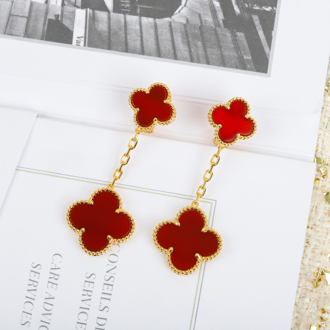 【】双花耳扣不带钻 官网。50000+ 认准唯一一家真正购入珠宝类官网开发的，可订做真金真钻，只做对版官