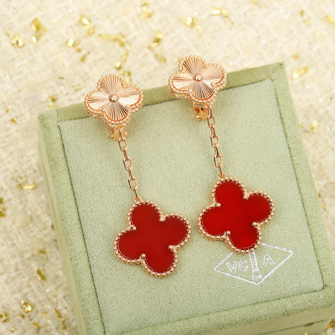 【】红玉髓镭射耳环 官网。58 000+，实在是太美了，可订做真金真钻18K金版本，❗️量大咨询客Fu无