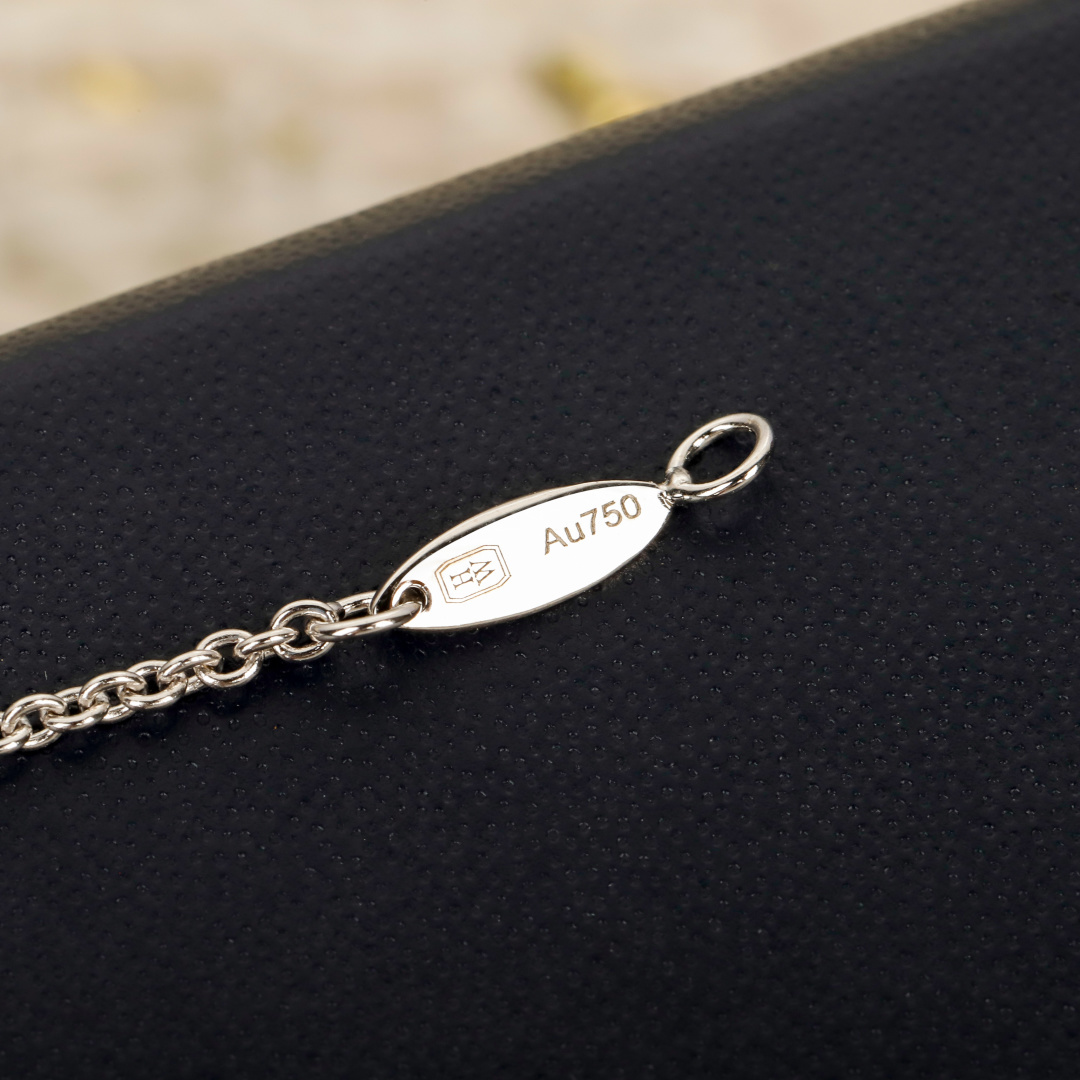 【】幸运之门项链，可以订制真金真钻，量大咨询客Fu！日常佩戴的别致珠宝中向品牌的光辉历史以及珍贵传承致以