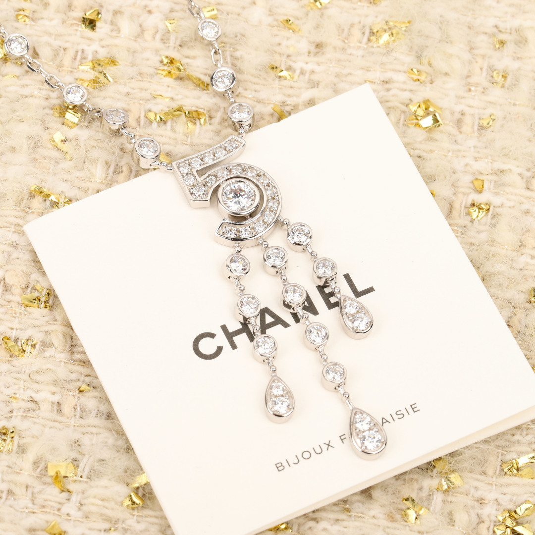 on the Pk market ❗ ️[Chanel's new N ° 5 necklace] Eternal N ° 5 series - Comprehensive 4