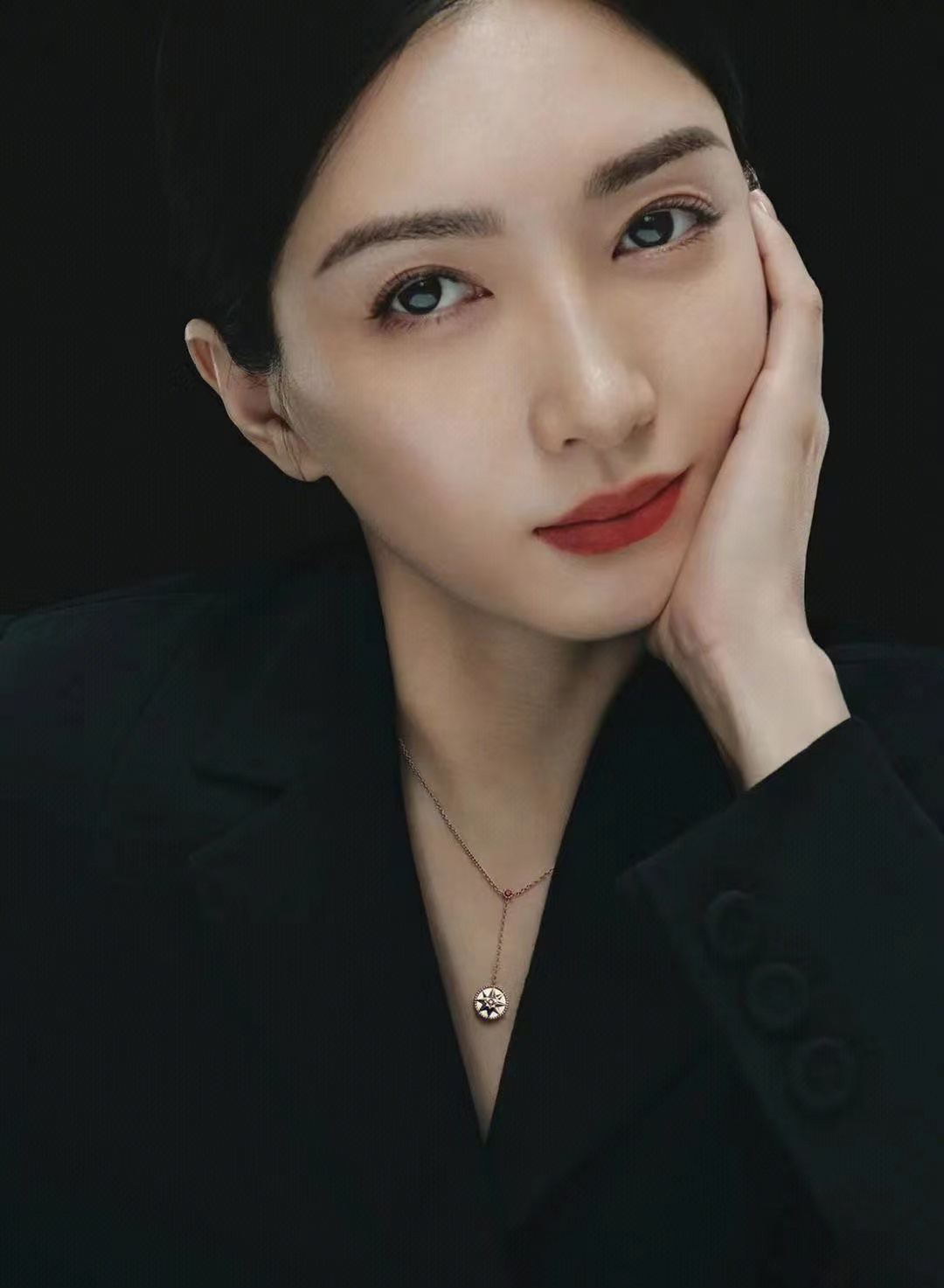 【】罗盘带钻项链， 可订做18K真金真钻版，只做对版真金货，价询客Fu，Pk市面各种金货❗️维多利娅·德