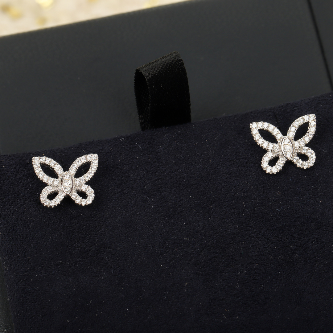 【】幻影蝴蝶mini耳钉，可订做18K真金真钻版，只做对版真金货，价询客Fu，Pk市面各种金货❗️优雅的