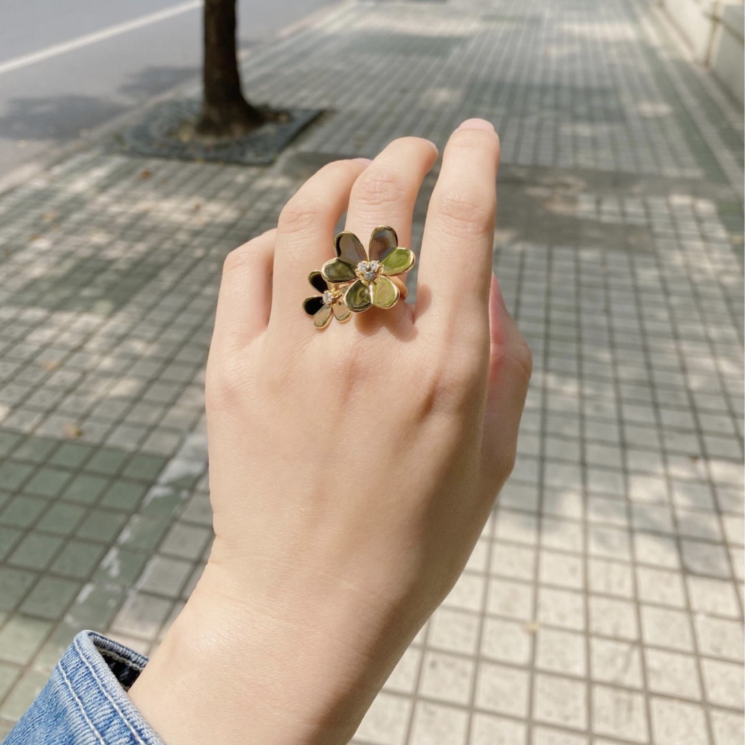 【】三叶草开口戒指 官网。44 000+ ，可订做18K真金真钻版，只做对版真金货，价询客FuFrivo