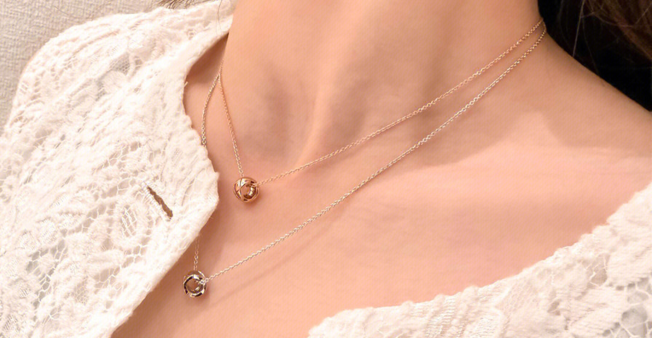 【】王一博同款coco小金豆项链 ，可订做18K真金真钻版，只做对版真金货，价询客Fu受绗缝图案启发的系