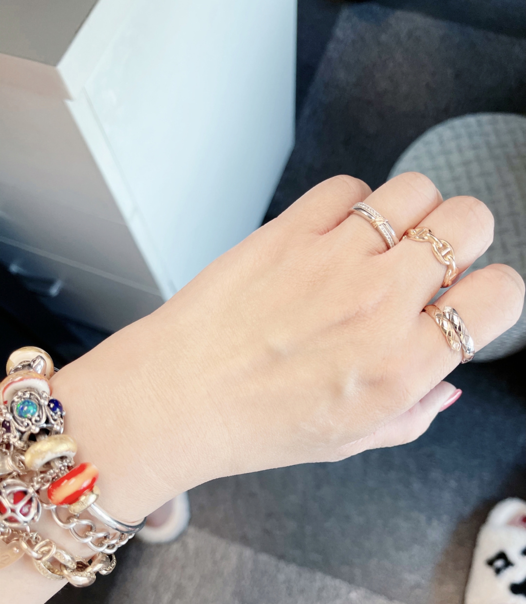 【】菱格双色戒指 官网。23 800+ 认准真正购入珠宝类官网开发的，只做对版的❗️可以订制真金真钻，量