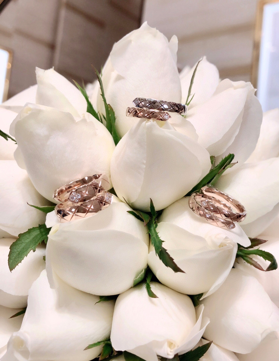 【】菱格双色戒指 官网。23 800+ 认准真正购入珠宝类官网开发的，只做对版的❗️可以订制真金真钻，量