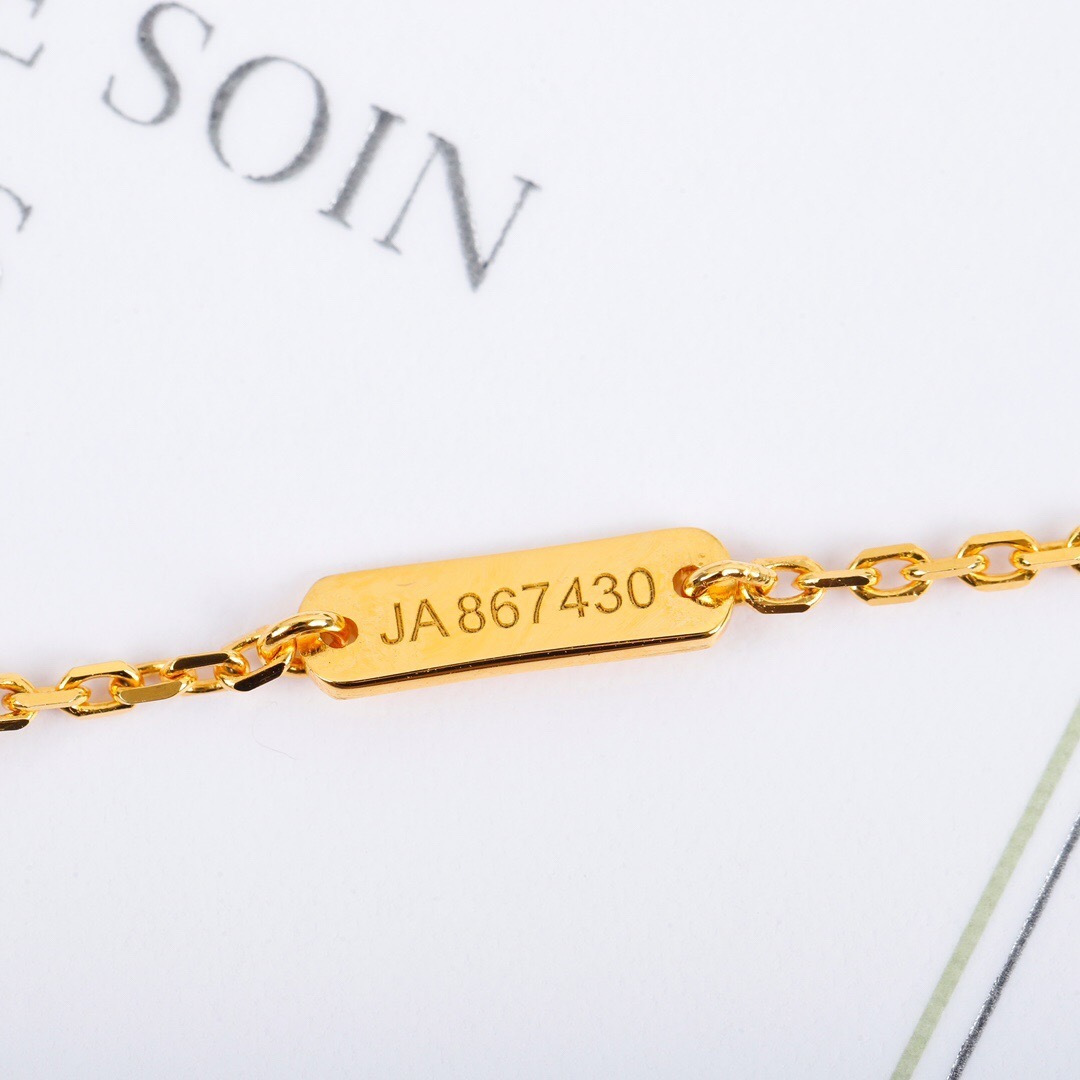 【】镭射项链，可订做18K真金真钻版，只做对版真金货，价询客Fu【纯银精工版】无敌完美的工艺，这个工艺，