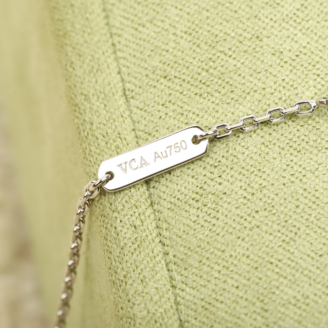 【】镭射项链，可订做18K真金真钻版，只做对版真金货，价询客Fu【纯银精工版】无敌完美的工艺，这个工艺，