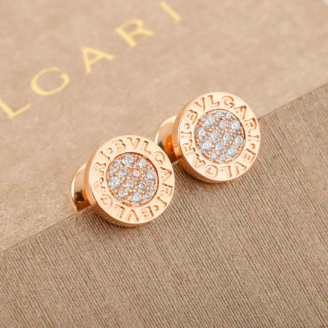 【】圆饼耳钉官网单只。10000+ 认准唯一一家真正购入珠宝类官网开发的，可订做真金真钻，只做对版官网真