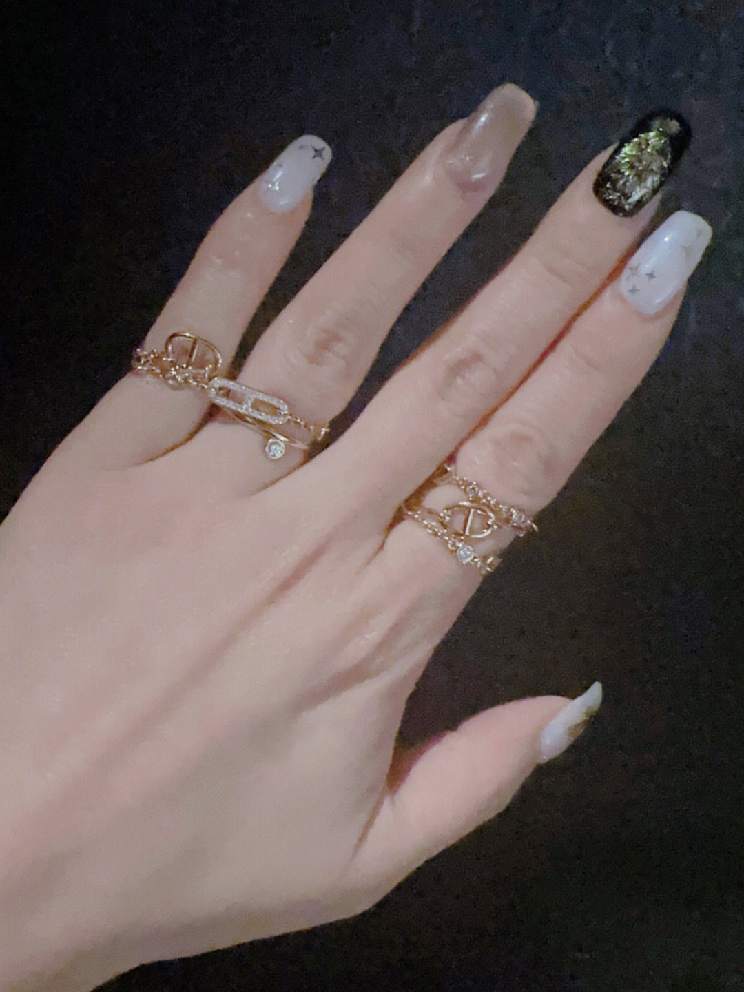 【】猪鼻子戒指 ，可订做18K真金真钻版，只做对版真金货，价询客Fu明星、网红、名媛都难以抗拒！酷劲十足