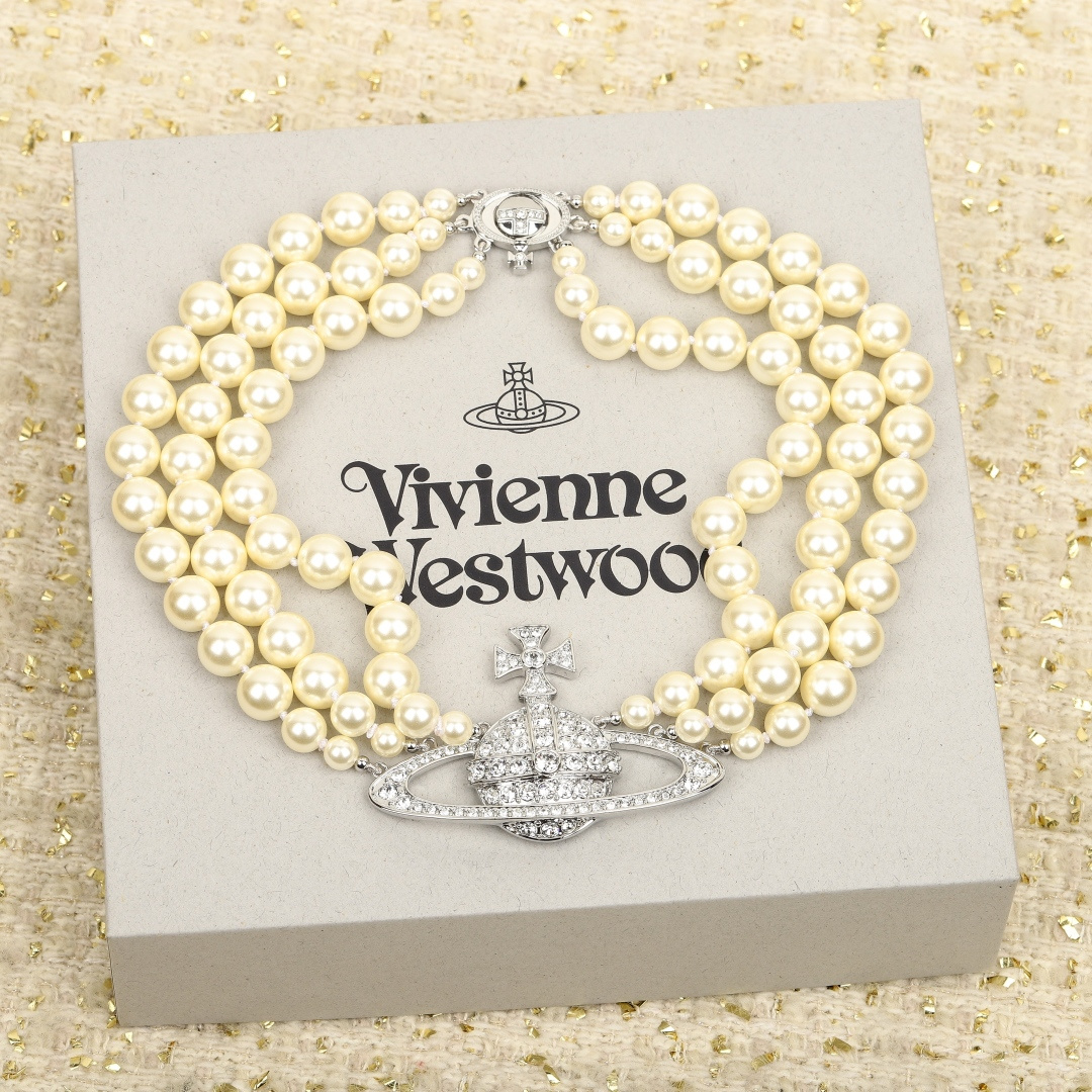 【】jennie同款，z4830，量大咨询客服【VivienneWestwood】重磅推荐，一定要整套入