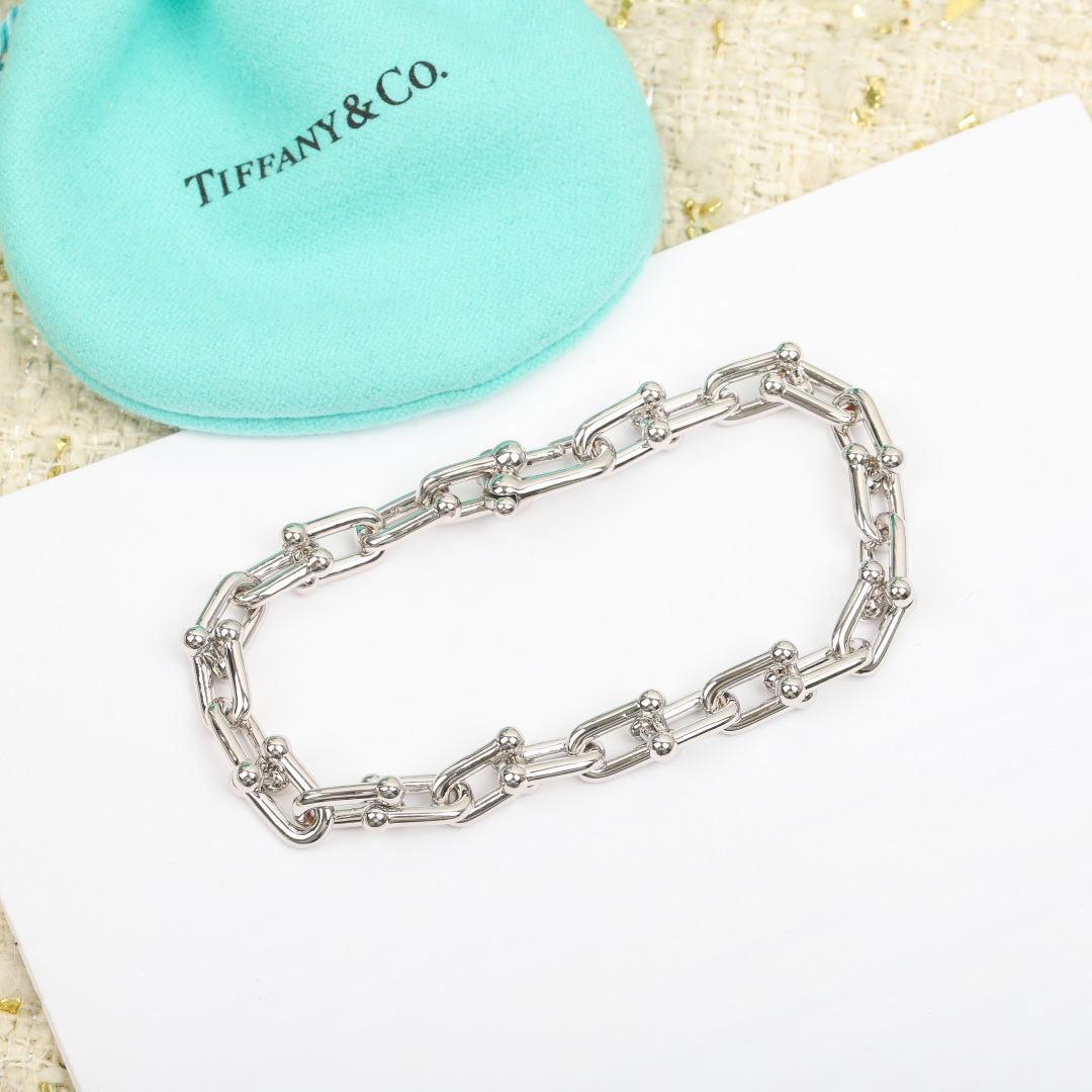 Chanel Haute Joaillerie Fine Jewelry Earrings Necklace Ring Ref.17F98C36 5