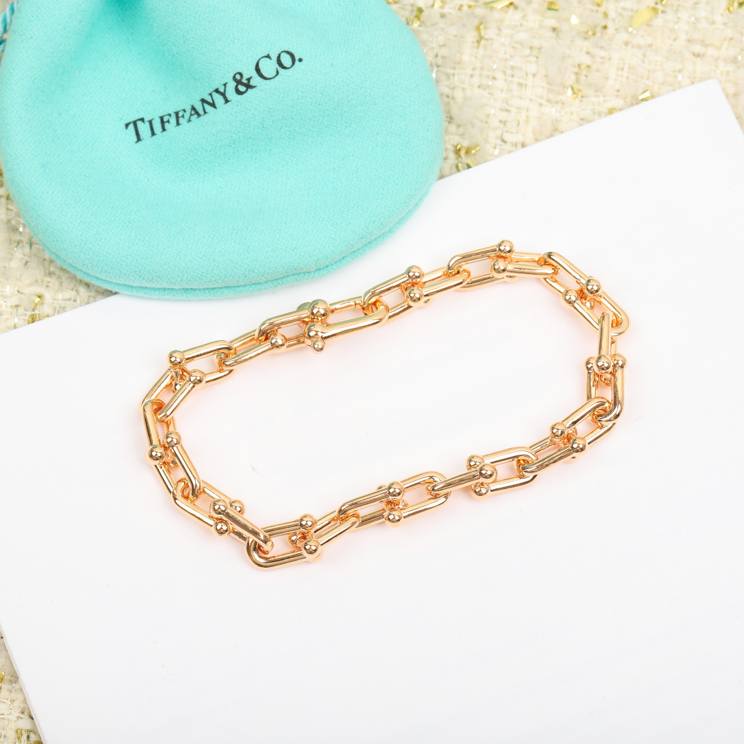 Chanel Haute Joaillerie Fine Jewelry Earrings Necklace Ring Ref.17F98C36 3