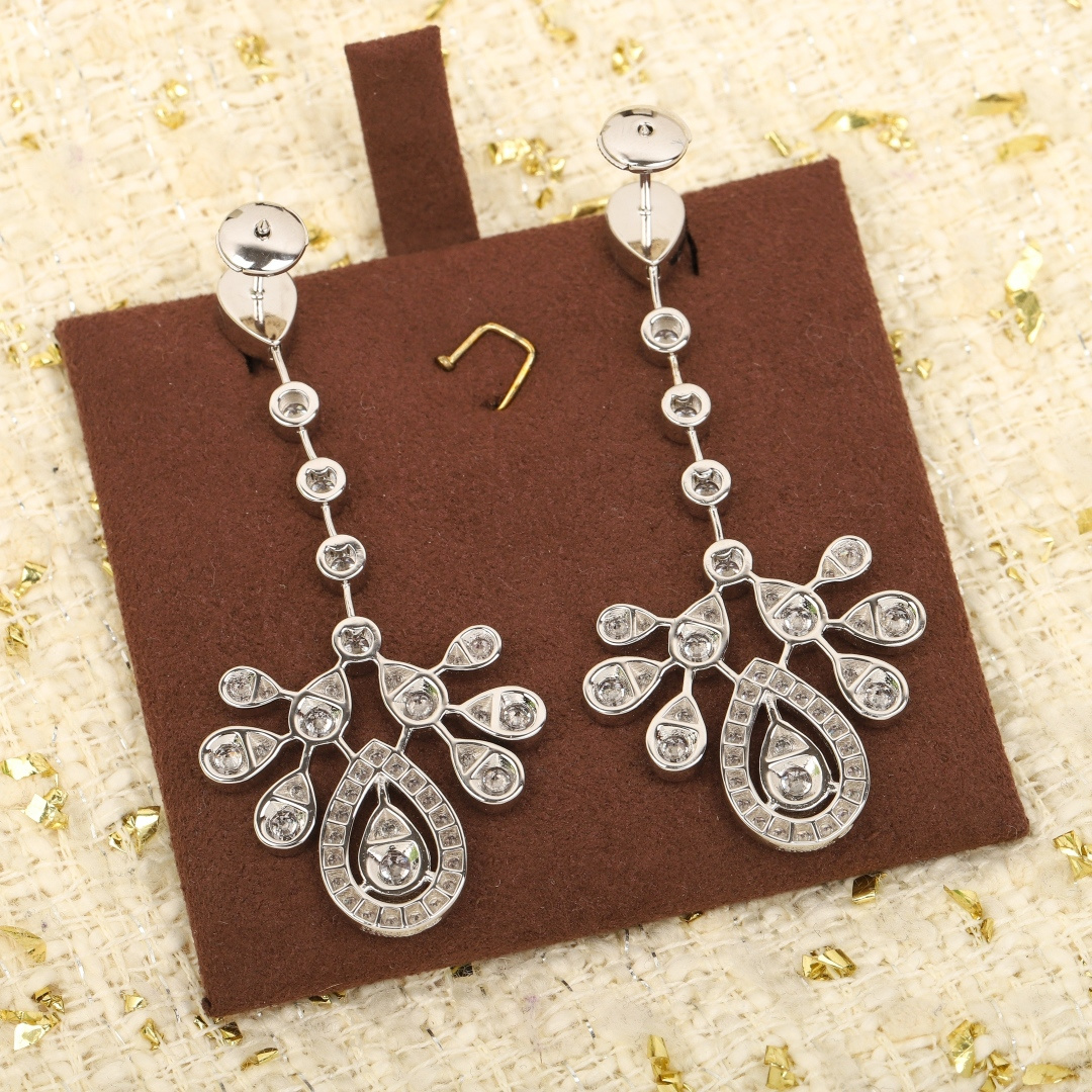 Chanel Haute Joaillerie Fine Jewelry Earrings Necklace Ring Ref.93F910B2 4