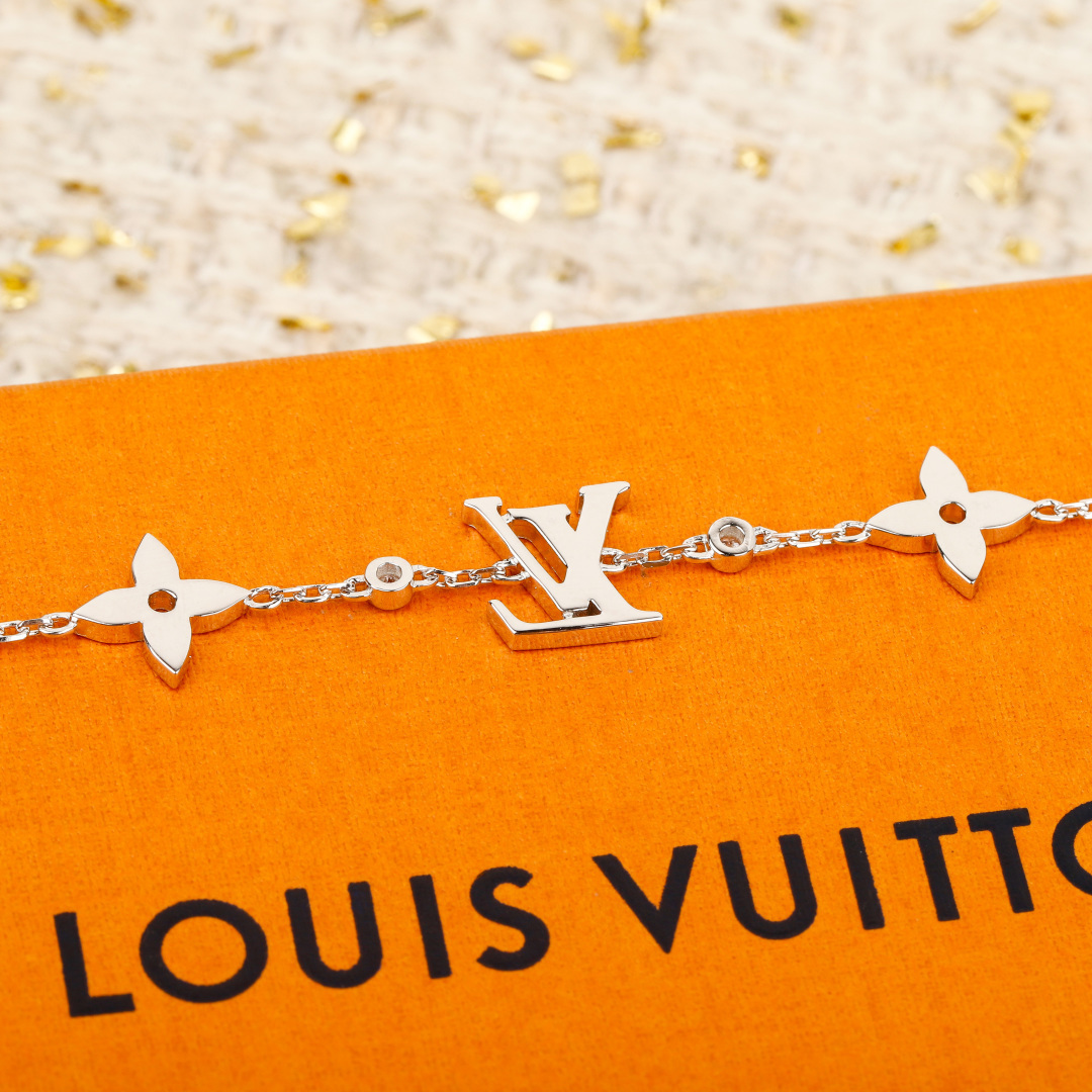 Louis Vuitton Haute Couture Haute Couture Fine Jewelry Necklace Bracelet 5