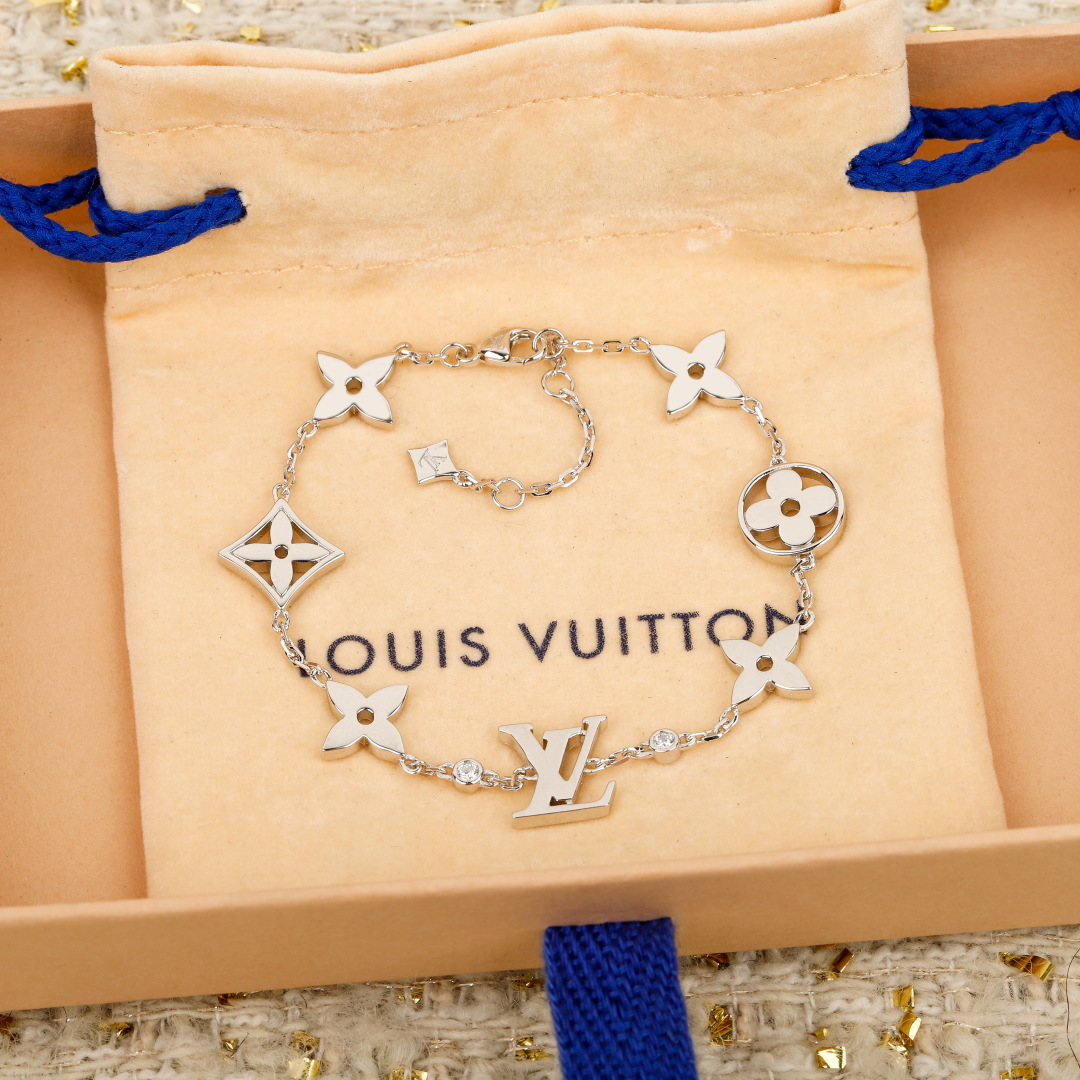 Louis Vuitton Haute Couture Haute Couture Fine Jewelry Necklace Bracelet 3