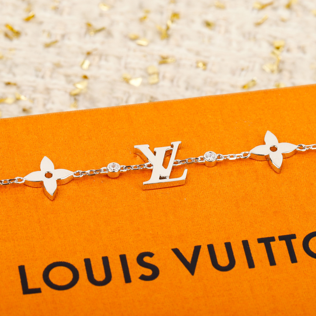Louis Vuitton Haute Couture Haute Couture Fine Jewelry Necklace Bracelet 4