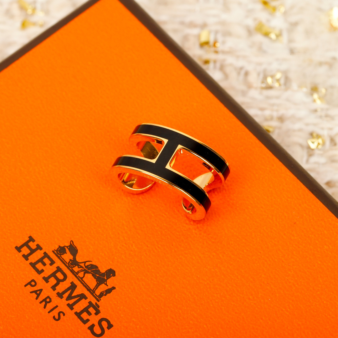 Hermes Pop H earrings Gold plated metal with black enamel One Size