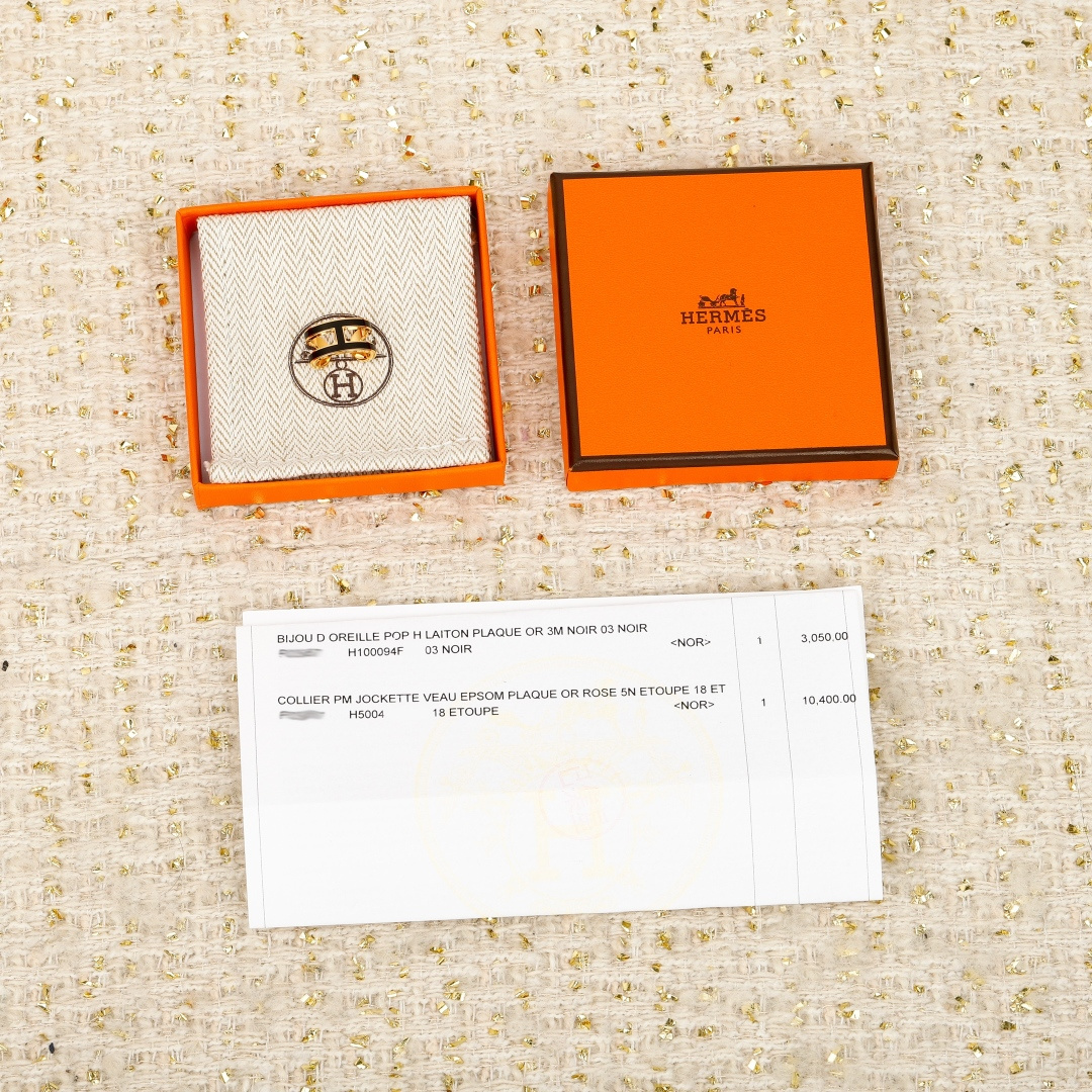 Pendientes Hermes Pop H Metal bañado en oro con esmalte negro Talla única