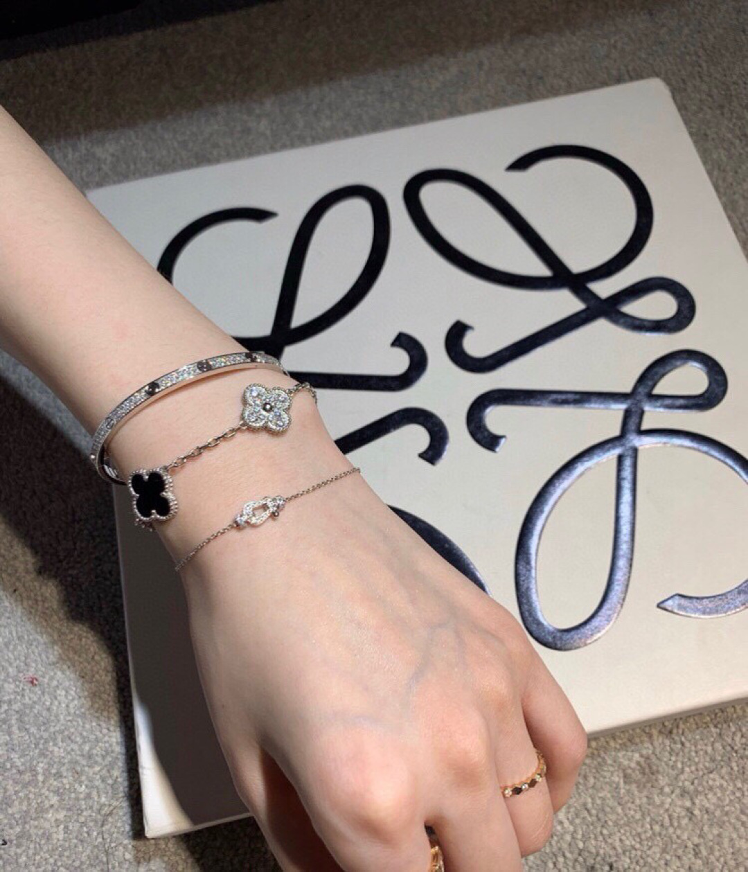 【】 FR@D马蹄系列 官网10000+ 可定制真金真钻版，价格咨询客服😋FORCE 10系列手链太太太