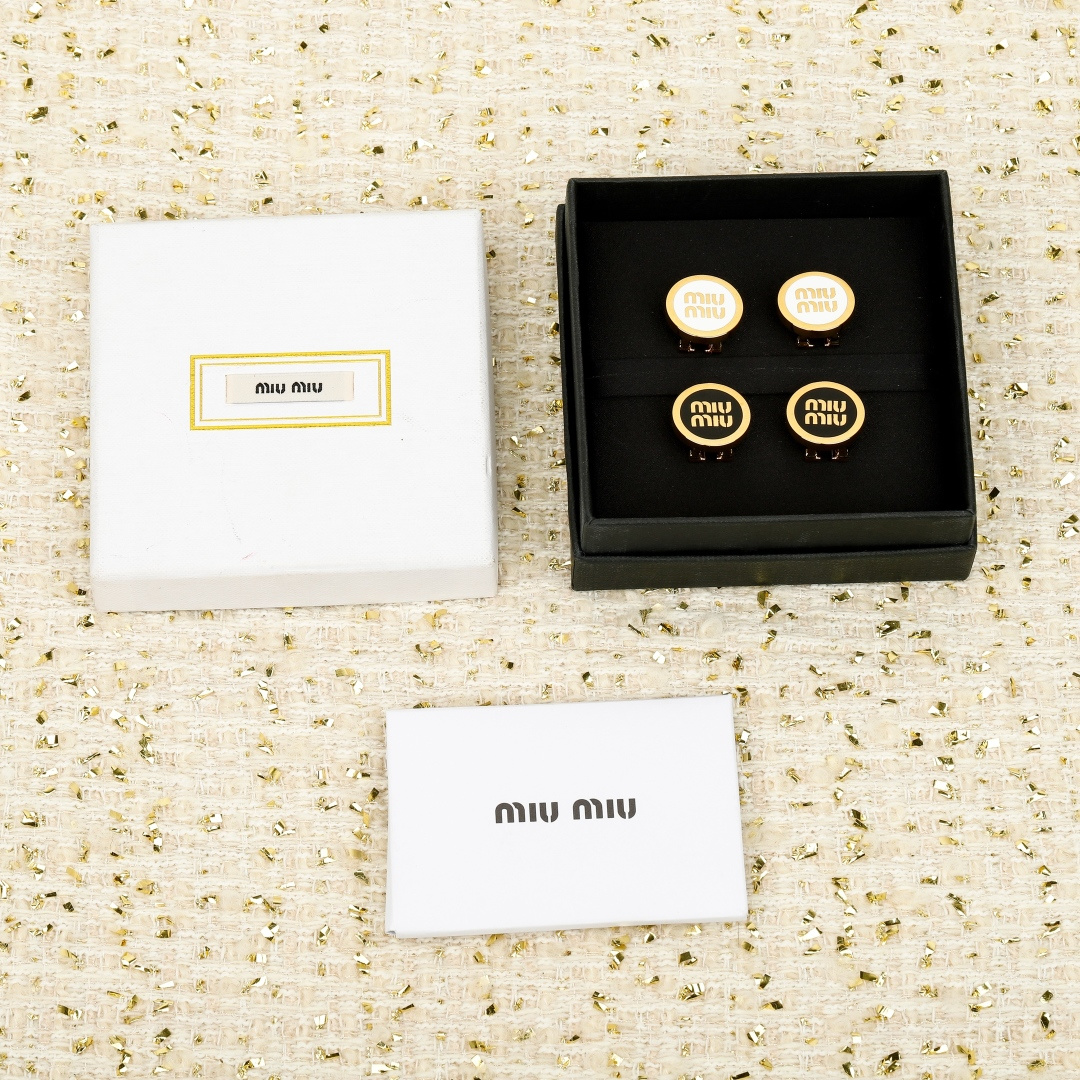 미우미우 귀걸이 61068 Miu Miu Earrings