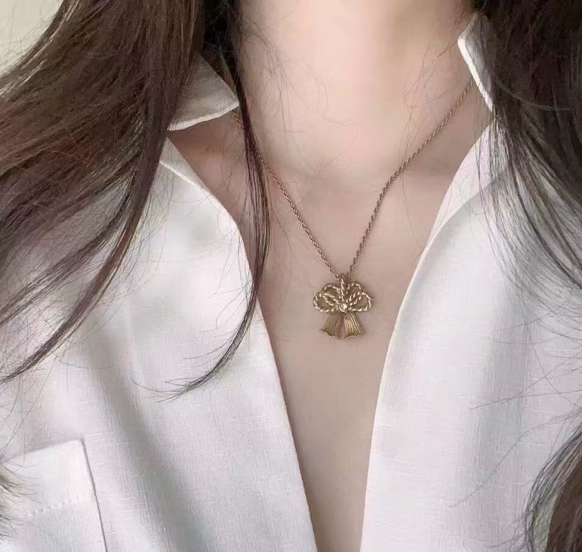 【】最爱的Vintage😍遇到绝对不能错过❗️【D!or金铃铛蝴蝶结项链】vintage系列，越看越好看
