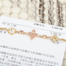 P【】预售21号左右出货,官网5550,年度必入套装❗❗量大咨询客Fu! 【L 七夕限定款手链】年七夕限定款,姐妹们这个 P【】预售21号左右出货,官网5550,年度必入套装❗❗量大咨询客Fu! 【L 七夕限定款手链】年七夕限定款,姐妹们这个