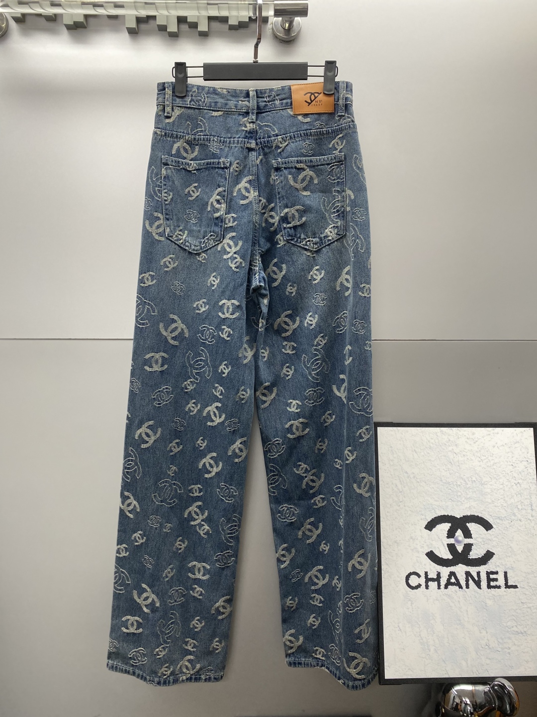 Chanel High-Waisted Wide Leg Jeans with Jacquard Logo - Retro Blue Denim 3 cmp i1741621994855 8418 0 1