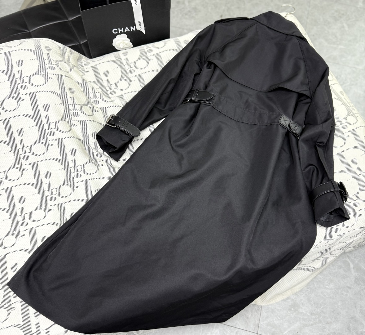 Elegant Women's Trench Coat with Belted Waist - Timeless Style 7 cmp i1754459869210 5563 0 6