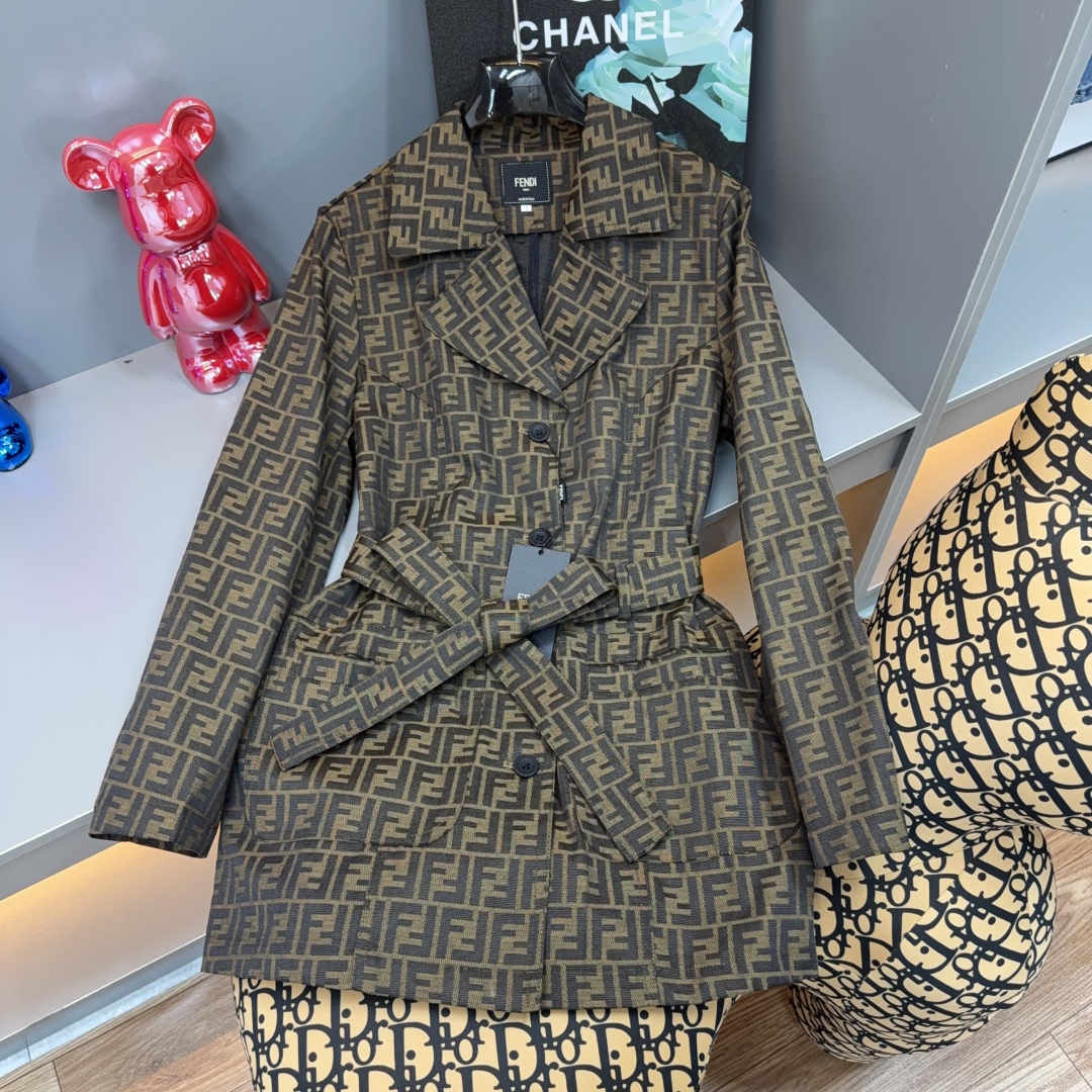 Fendi Jacquard Trench Coat, Convertible Collar, Double F Monogram, Brown 2 cmp i1754489972260 3064 0 0