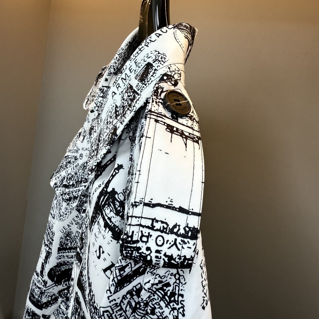 Dior Paris Map Print Long Trench Coat 2025SS, White, S/M/L 8 cmp i1756354126210 3913 0 7