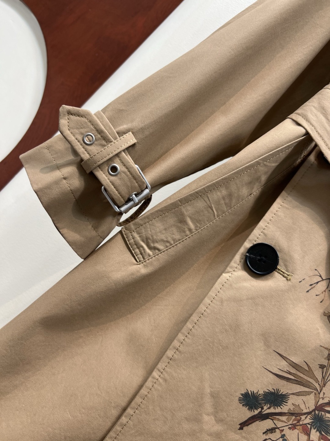 Dior 2025 New Chinese Style Belted Trench Coat - Elegant and Sophisticated 7 cmp i1758345306176 1781 0 6