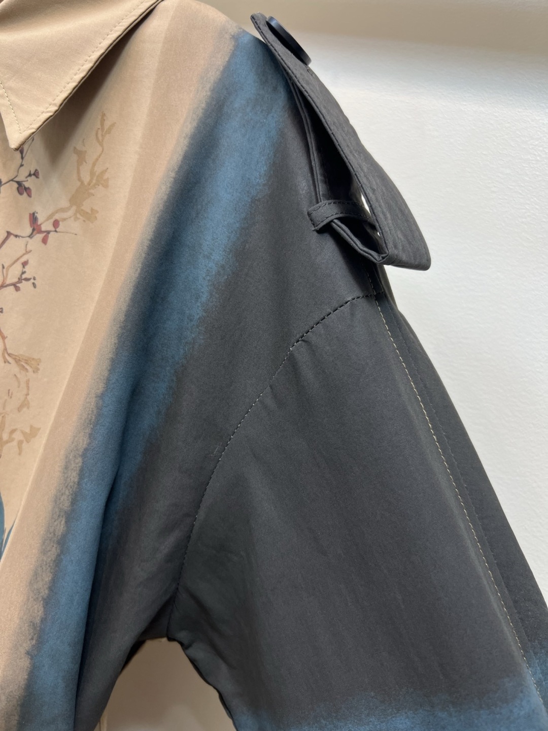 Dior 2025 New Chinese Style Belted Trench Coat - Elegant and Sophisticated 9 cmp i1758345309738 3371 0 8
