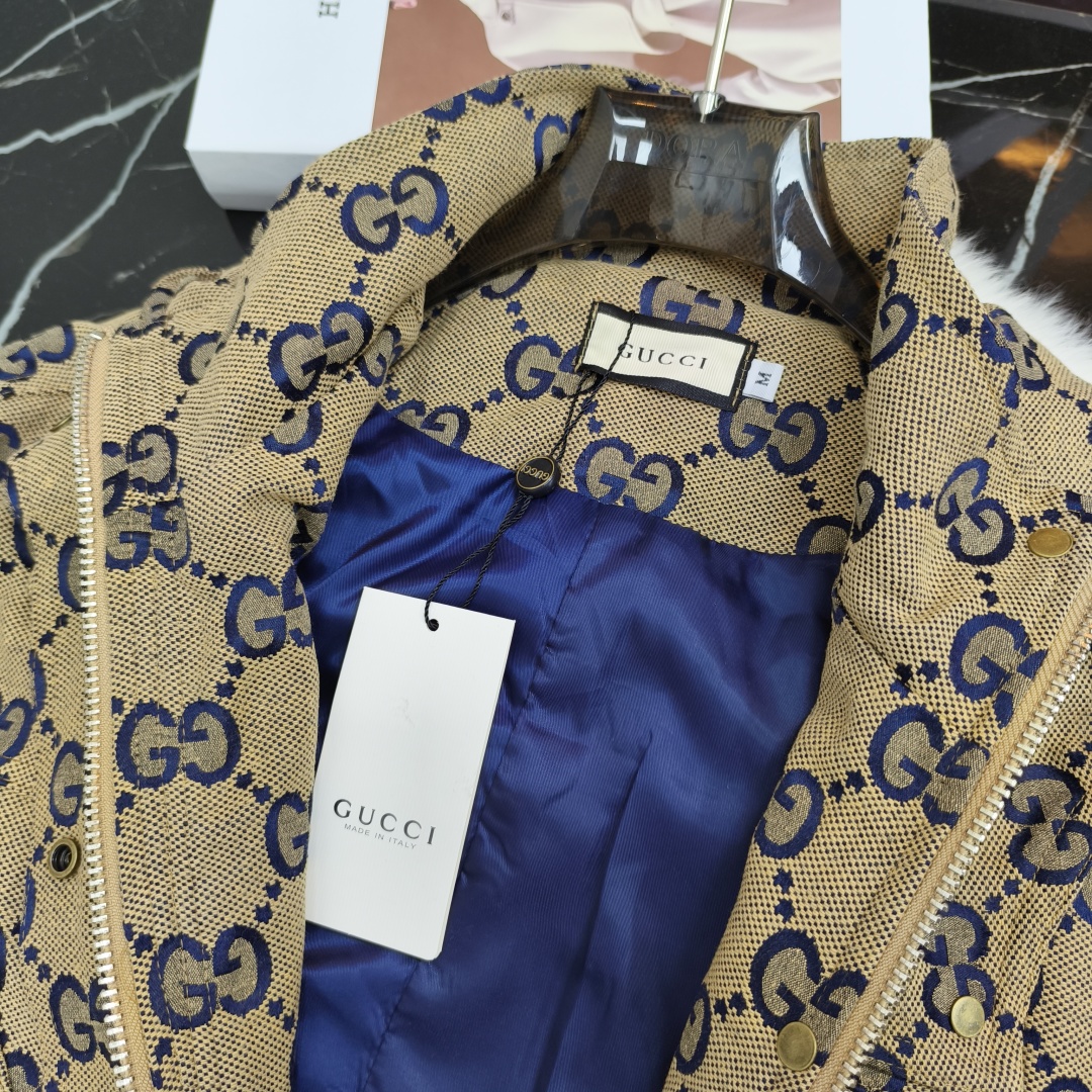 Gucci Women's GG Jacquard Hooded Jacket, Stylish and Comfortable Outerwear 4 cmp a1758417317140 3105