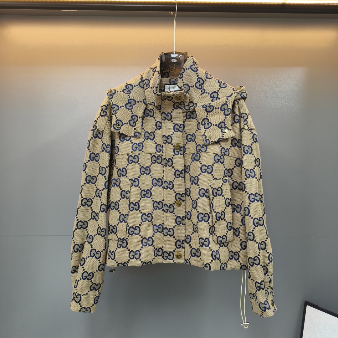 Gucci Women's GG Jacquard Hooded Jacket, Stylish and Comfortable Outerwear 1 cmp a1758417317146 6118
