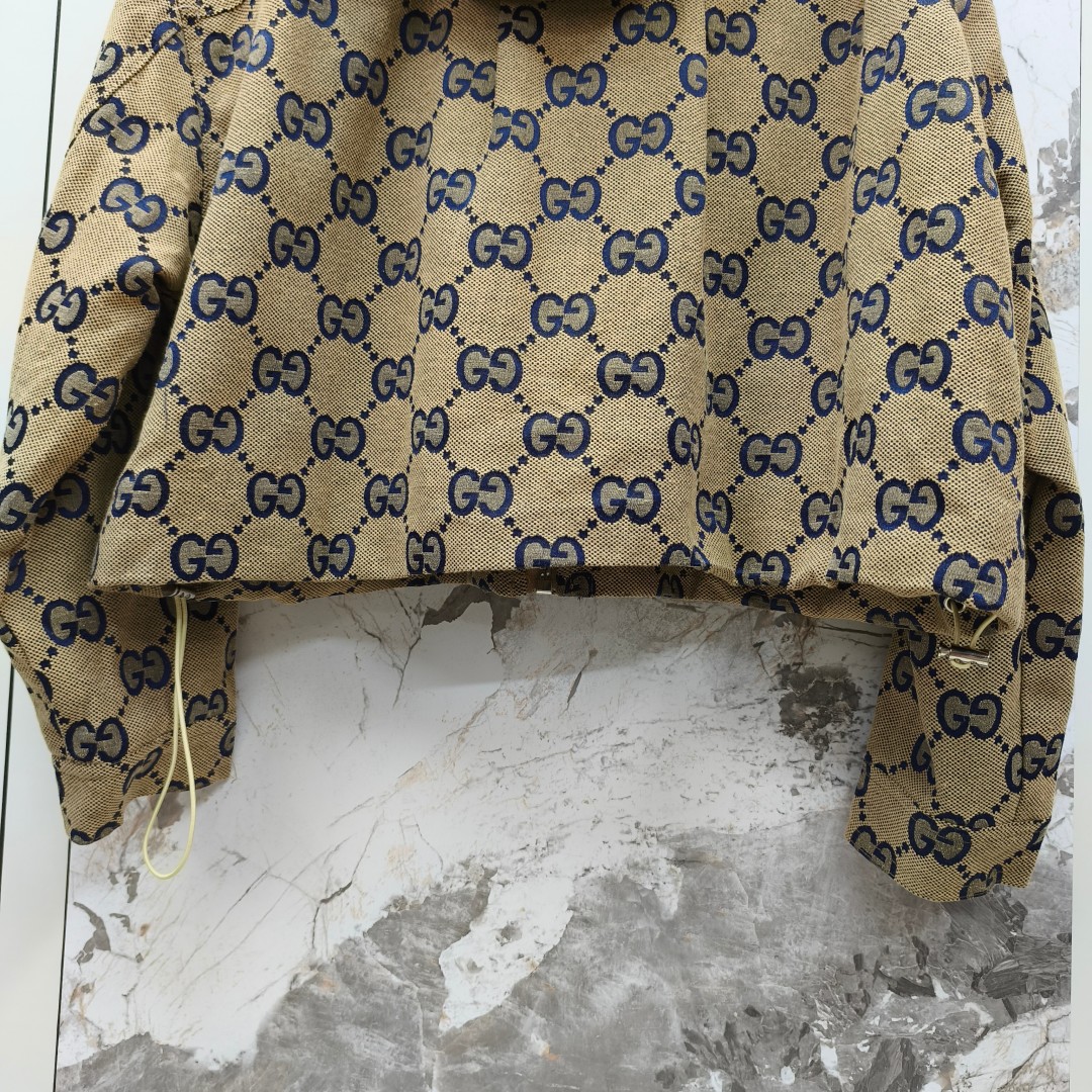 Gucci Women's GG Jacquard Hooded Jacket, Stylish and Comfortable Outerwear 7 cmp a1758417347456 7586