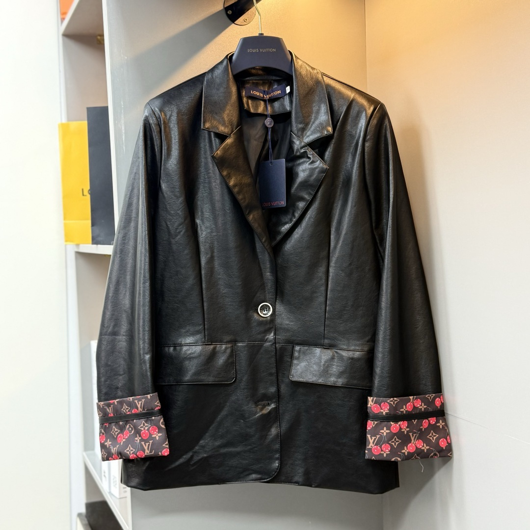 Louis Vuitton 2025 Faux Leather Blazer - Chic, Comfortable & High-End Quality