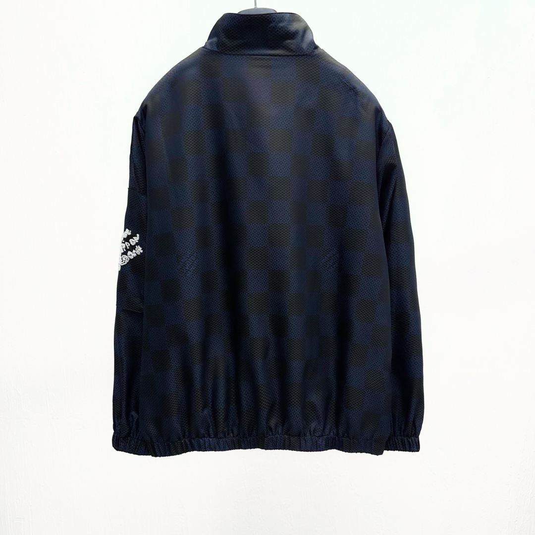 Louis Vuitton Men's Damier Windbreaker Jacket - Stylish & Lightweight 6 cmp a1736667953687 4746
